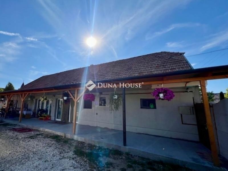 Eladó családi ház Pilis