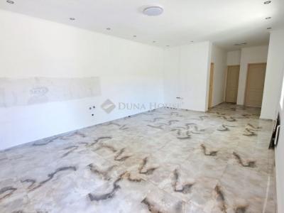 Eladó családi ház Zsámbok