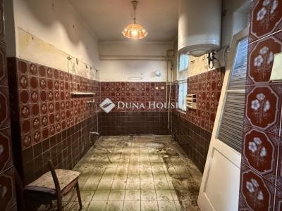 Eladó családi ház Budapest