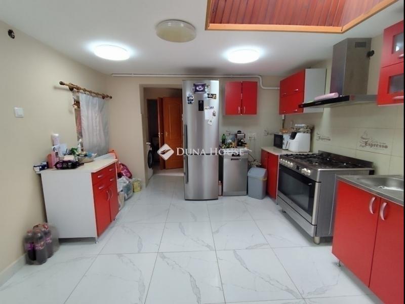 Eladó házrész Vecsés