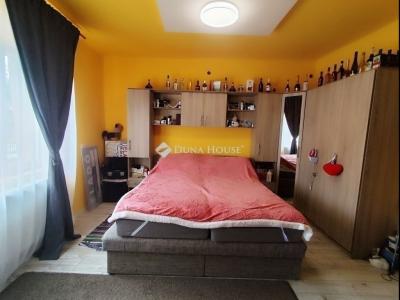 Eladó házrész Vecsés