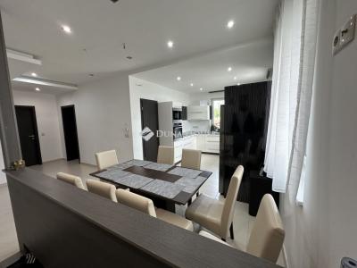 Eladó családi ház Albertirsa