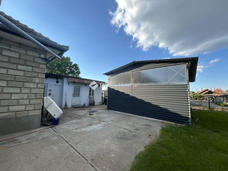 Eladó családi ház Albertirsa