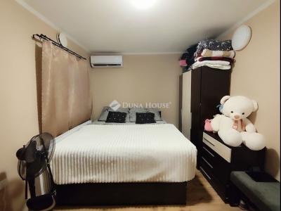 Eladó családi ház Vecsés