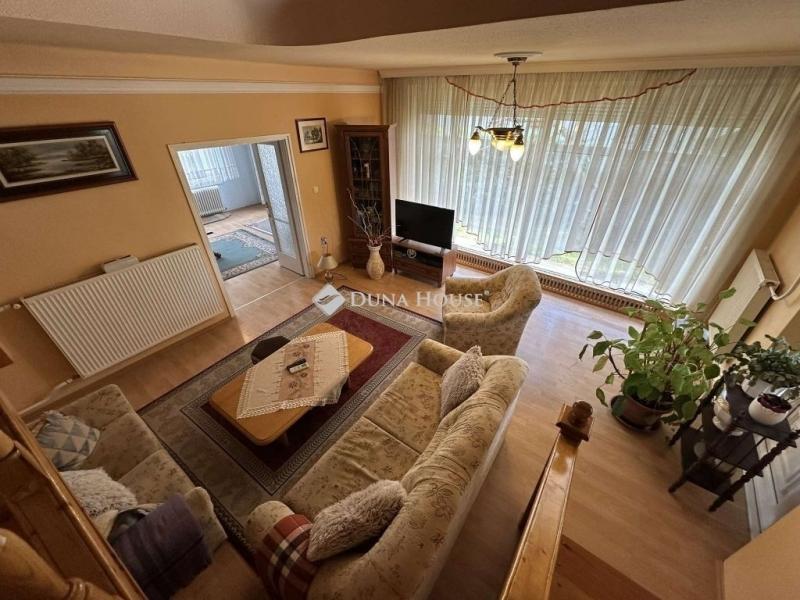 Eladó családi ház Albertirsa