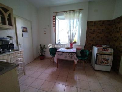 Eladó családi ház Nagykáta