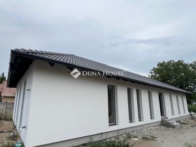 Eladó családi ház Pilis