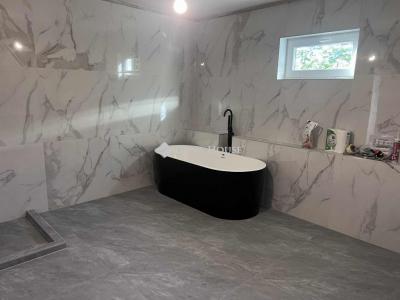 Eladó családi ház Úri