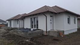 Eladó ikerház Jászberény