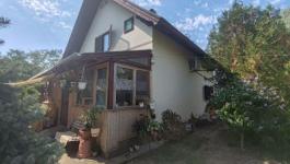 Eladó ház Csongrád