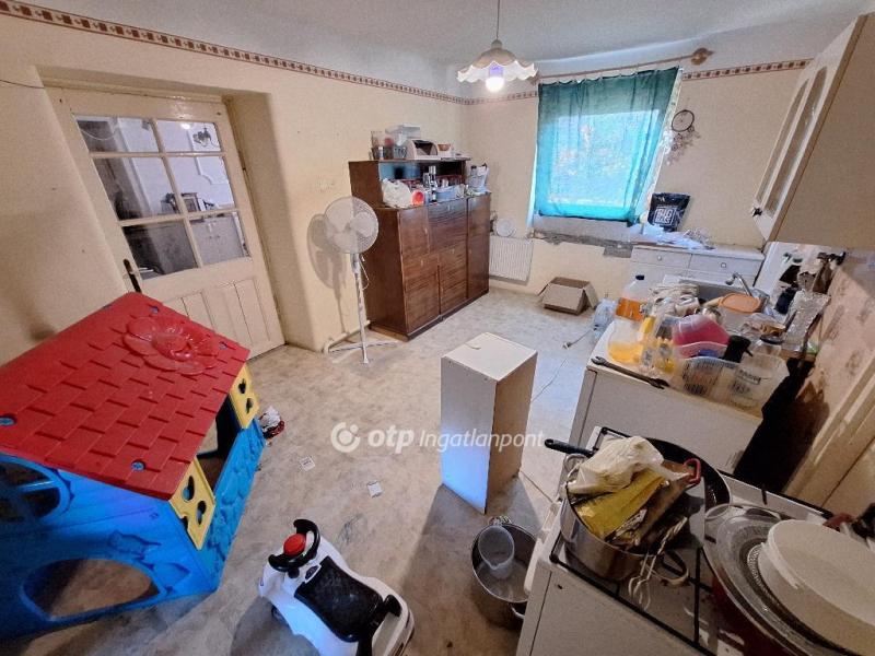 Eladó családi ház Tiszakécske