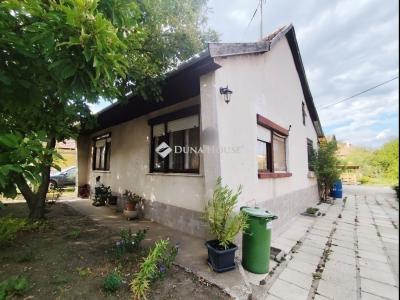 Eladó családi ház Vecsés