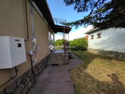 Eladó családi ház Nagykáta