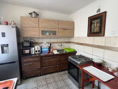 Eladó családi ház Tura
