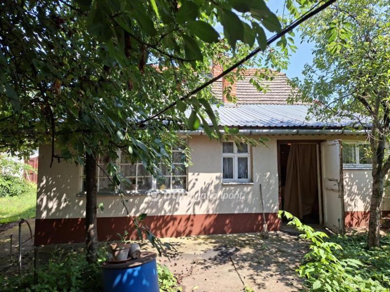 Eladó családi ház Hajdúböszörmény