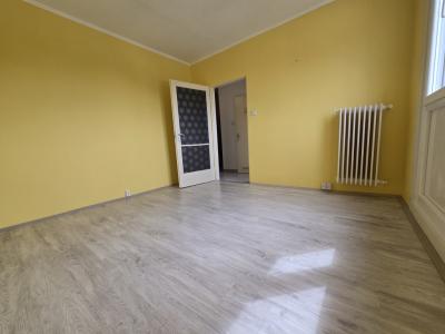 Eladó lakás Pécs