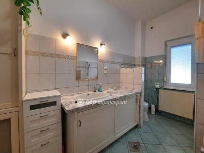 Eladó lakás Siófok