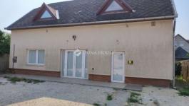 Eladó családi ház Gyál