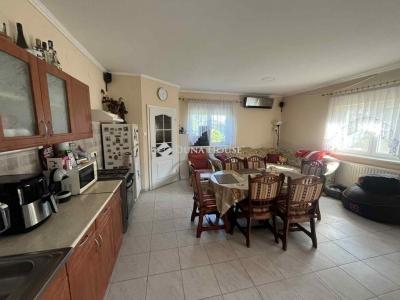 Eladó családi ház Szigetcsép