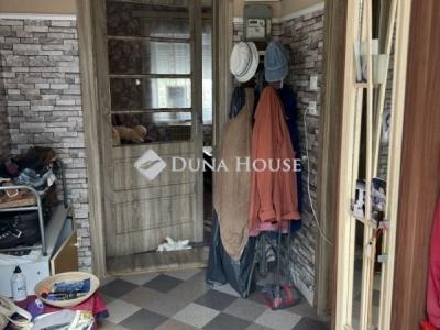 Eladó családi ház Tura