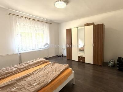 Eladó családi ház Mende