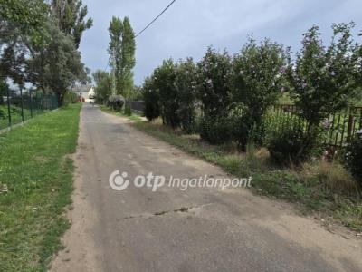 Eladó családi ház Vámospércs