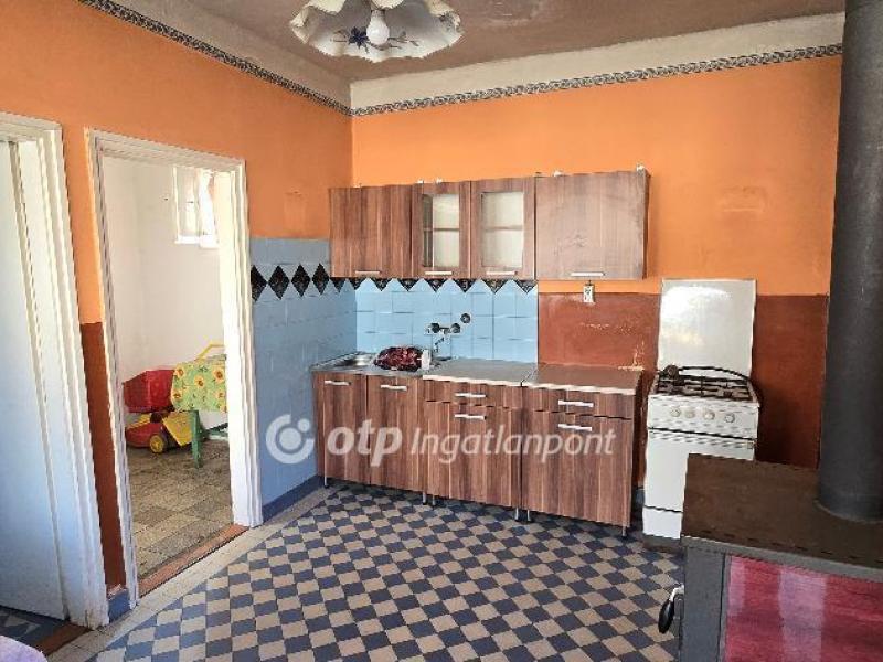 Eladó családi ház Hajdúhadház