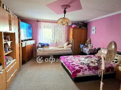 Eladó családi ház Hajdúhadház