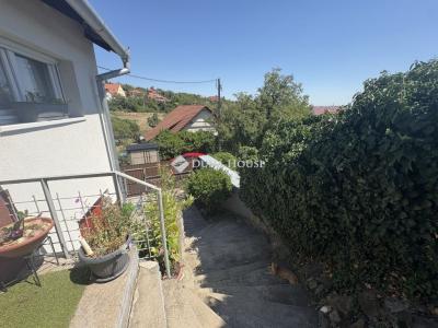 Eladó családi ház Pécs