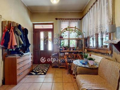 Eladó családi ház Mezőkövesd