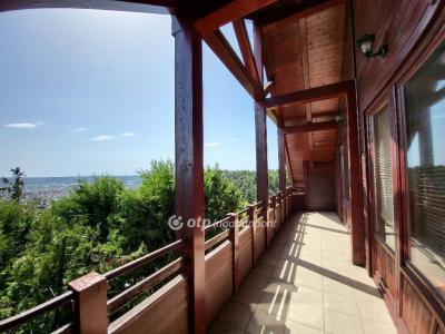 Eladó családi ház Budaörs