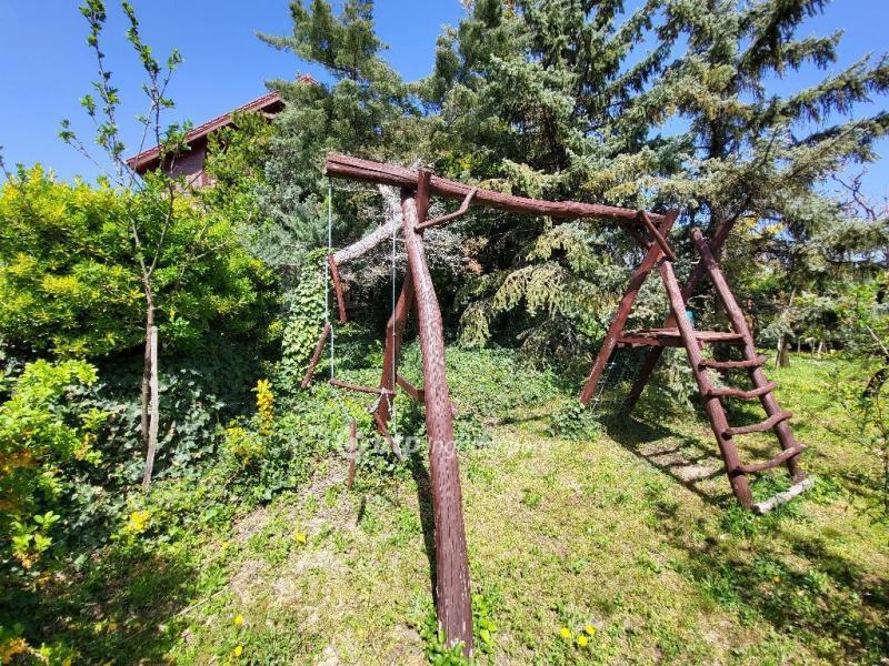 Eladó családi ház Budaörs