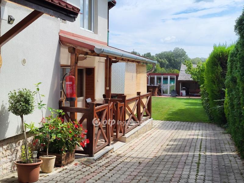 Eladó lakás Hévíz