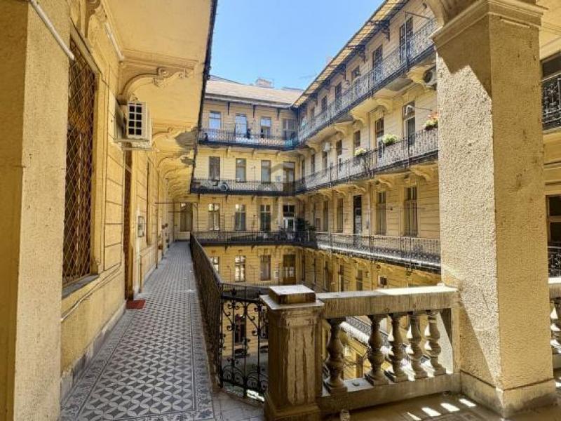 Eladó lakás Budapest