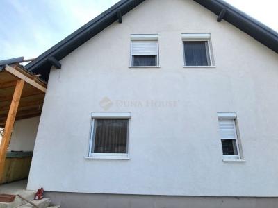Eladó családi ház Érd