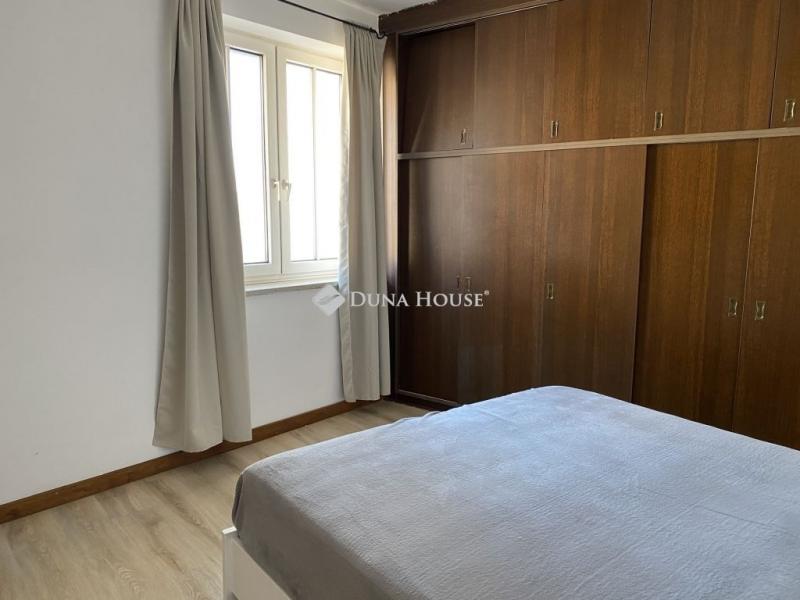 Eladó lakás Siklós