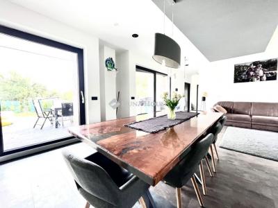 Eladó családi ház Pécs