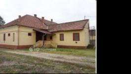 Eladó lakás Orosháza