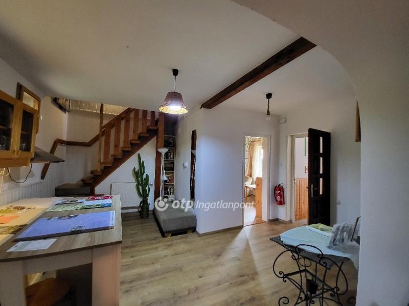 Eladó lakás Hévíz