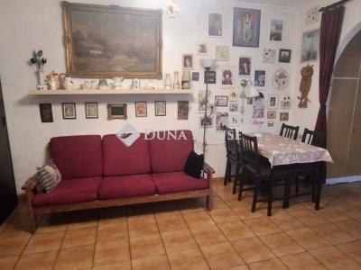 Eladó családi ház Budapest