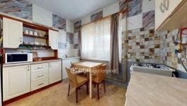 Eladó lakás Ormosbánya