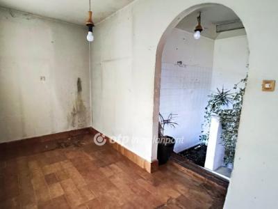 Eladó családi ház Budapest