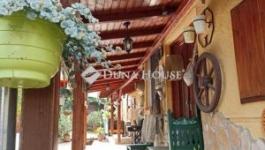 Eladó családi ház Kosd