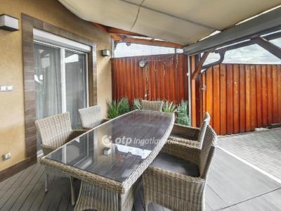 Eladó családi ház Érd