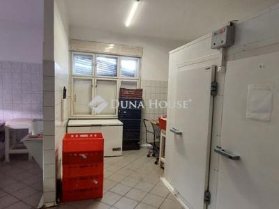 Eladó családi ház Tata