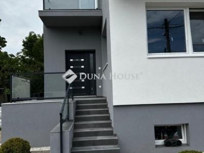 Eladó családi ház Budapest