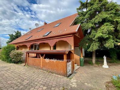 Eladó családi ház Kecskemét