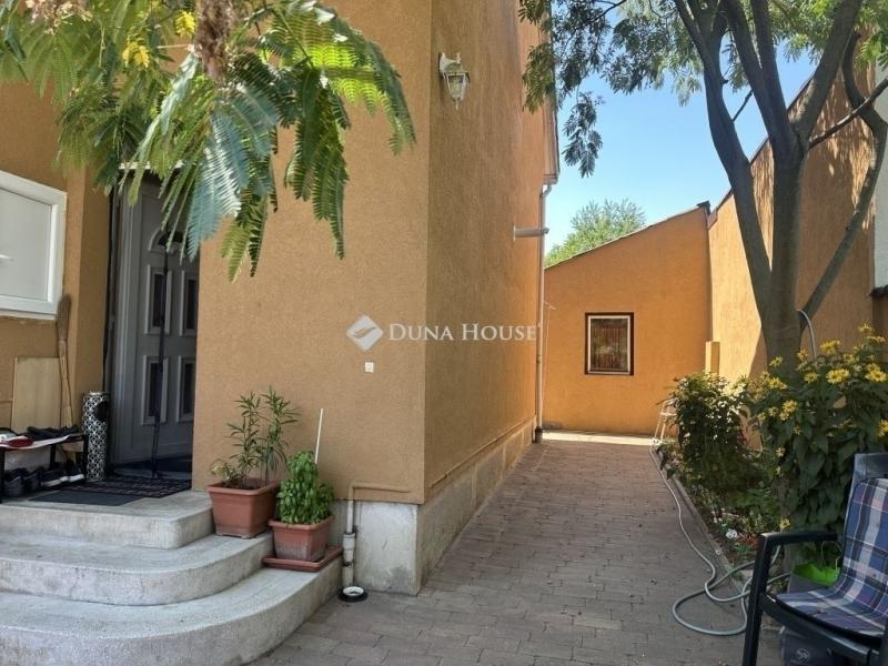 Eladó ikerház Budapest