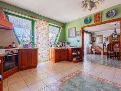 Eladó családi ház Budapest