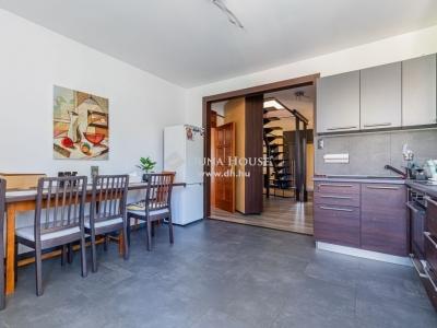 Eladó családi ház Budapest